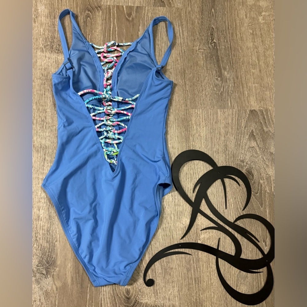 Lilly Pulitzer Blue One Piece Swimsuit Lattice Back Size 4 Beach Pool - Picture 5 of 5